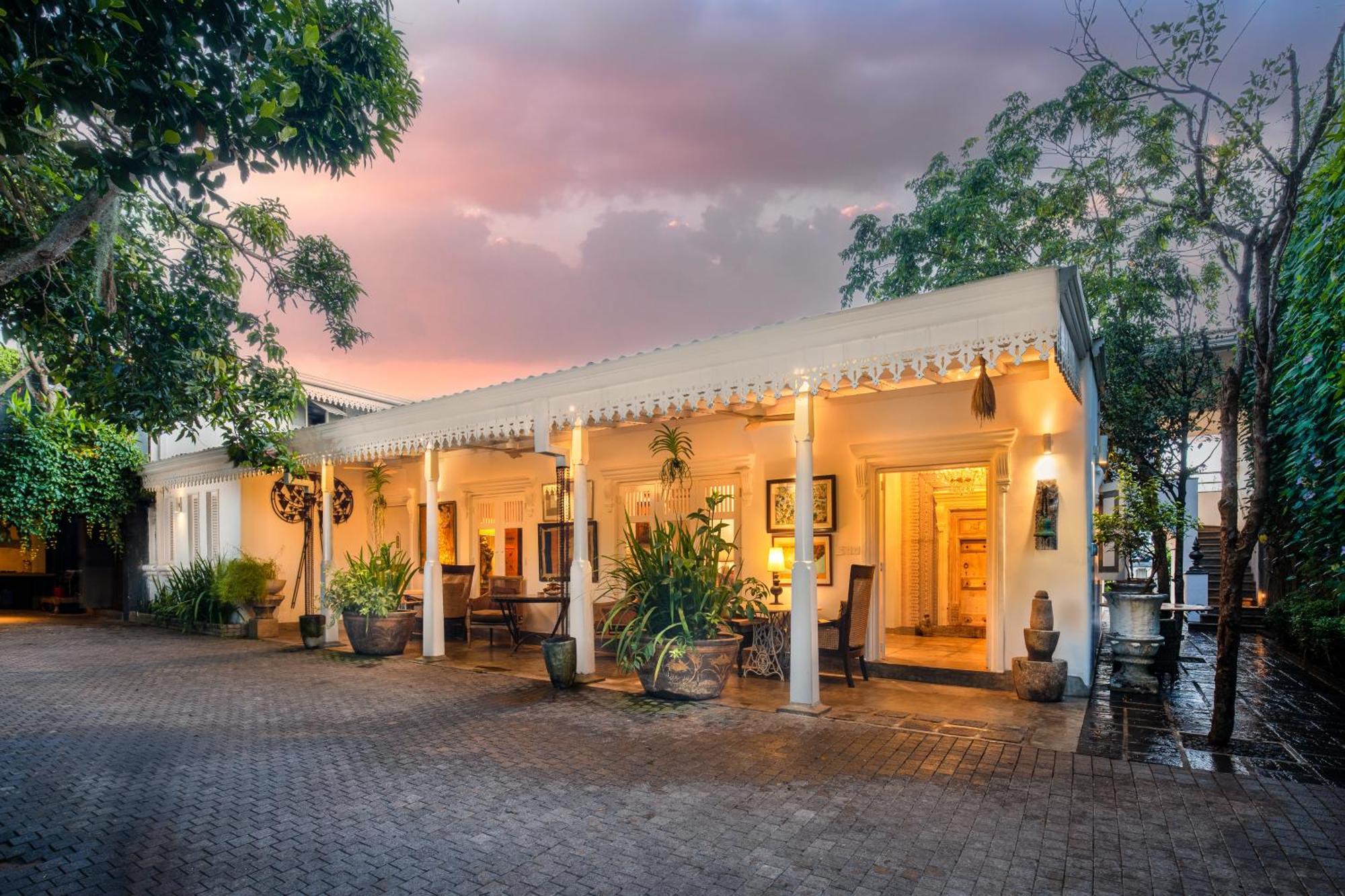 55Tg Boutique Suites Colombo Esterno foto